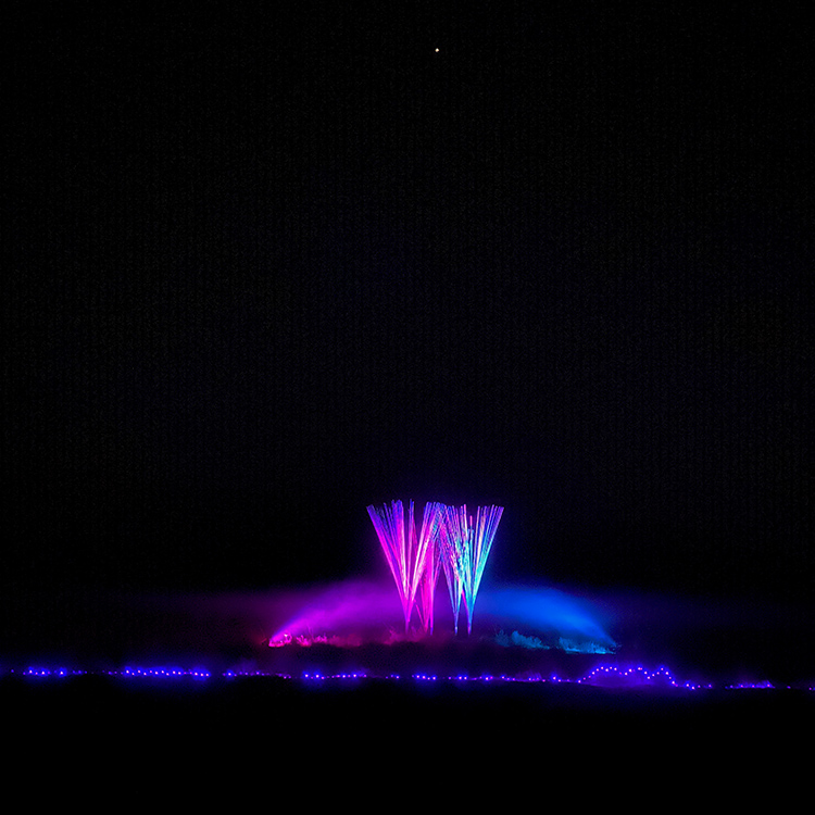 toobs 30foot fountains in the desert